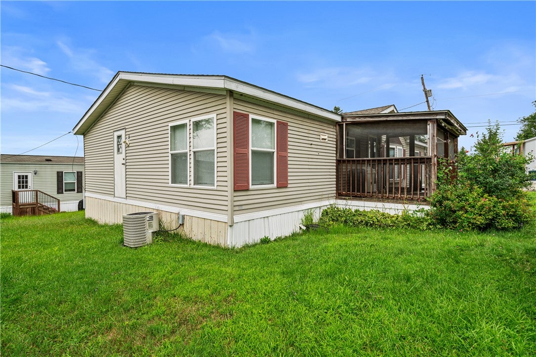 736 Regent Dr