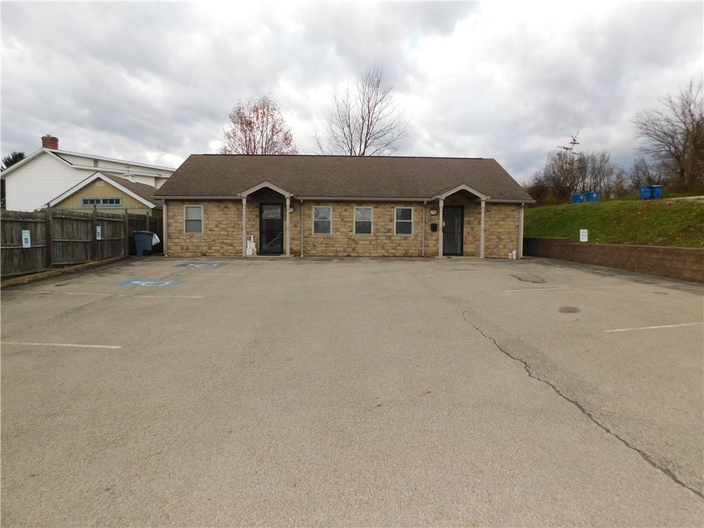Photo 1 of 17 — 14 Morewood Street, Mt Pleasant Twp, PA 15666