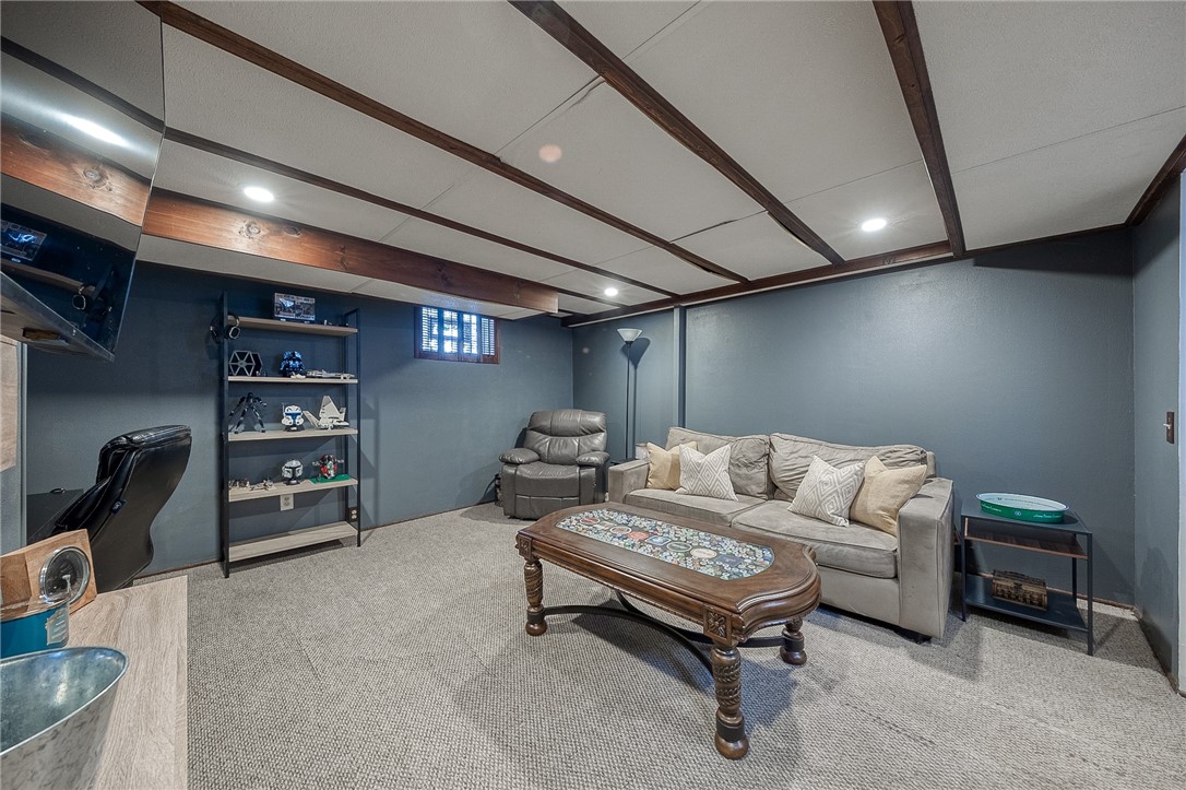 Forest Hills Boro, Pennsylvania 15221, United States, 3 Bedrooms Bedrooms, ,2 BathroomsBathrooms,Residential,Active,77380