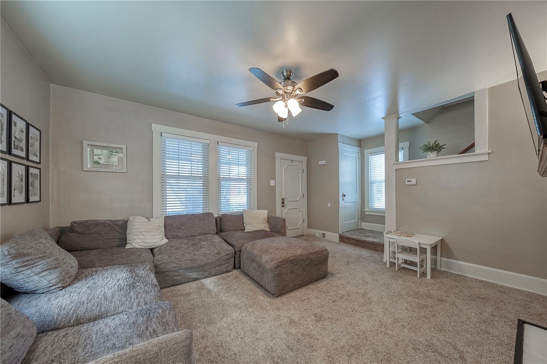 Forest Hills Boro, Pennsylvania 15221, United States, 3 Bedrooms Bedrooms, ,2 BathroomsBathrooms,Residential,Active,77380