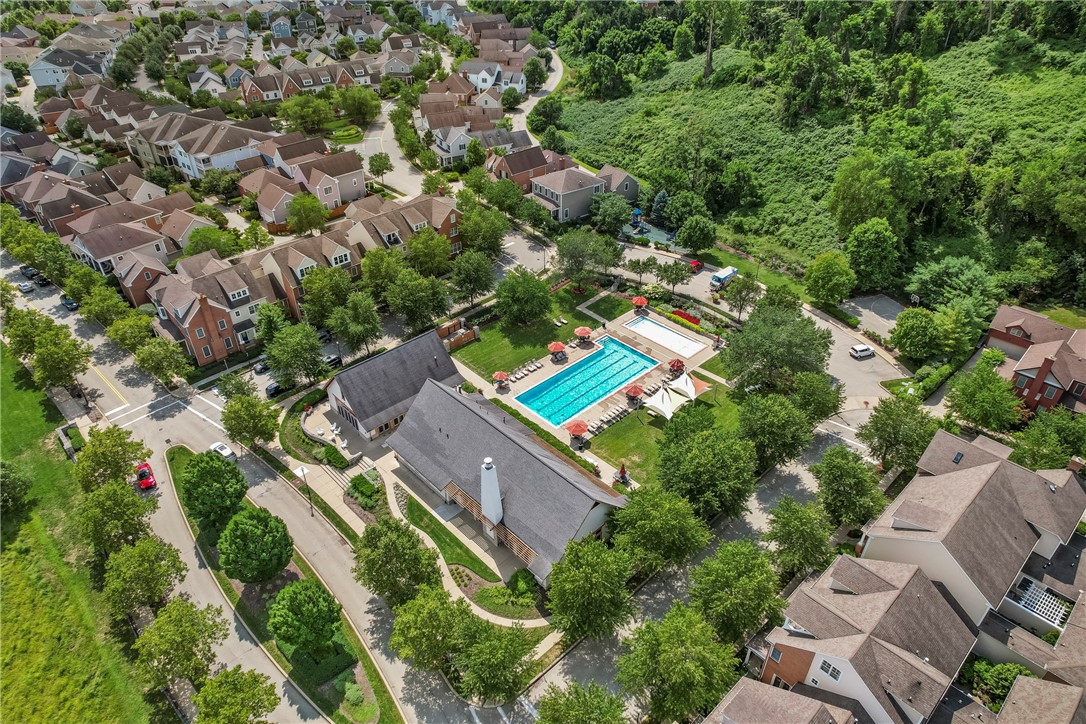 Pittsburgh, Pennsylvania, 15217, United States, 4 Bedrooms Bedrooms, ,4 BathroomsBathrooms,Residential,Active,1899201