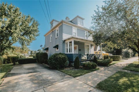 Photo for 1131 School Street