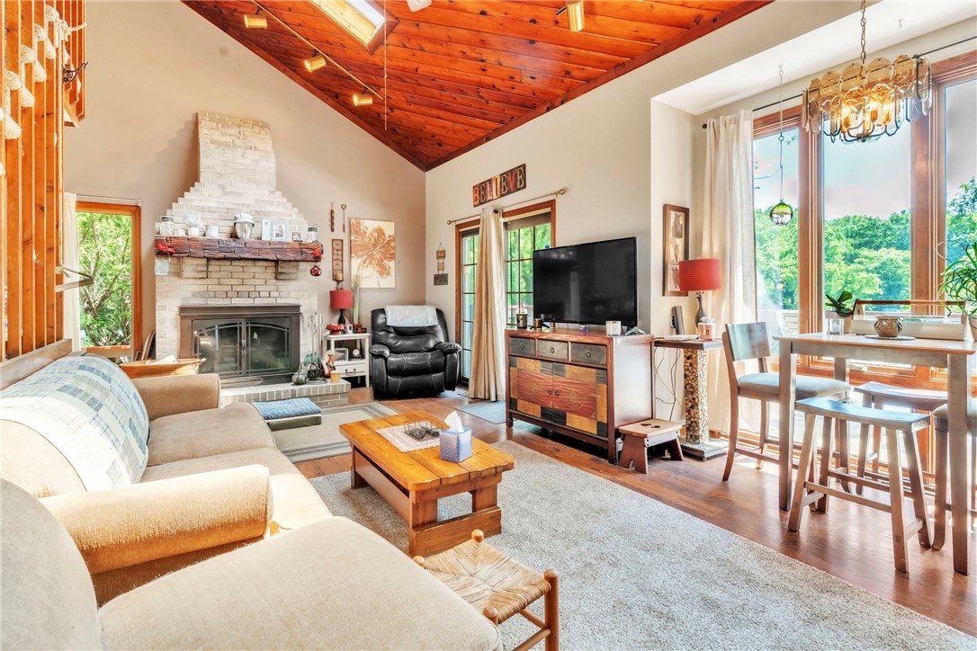 Lancaster Twp, Pennsylvania 16037, United States, 3 Bedrooms Bedrooms, ,3 BathroomsBathrooms,Residential,Active,159078