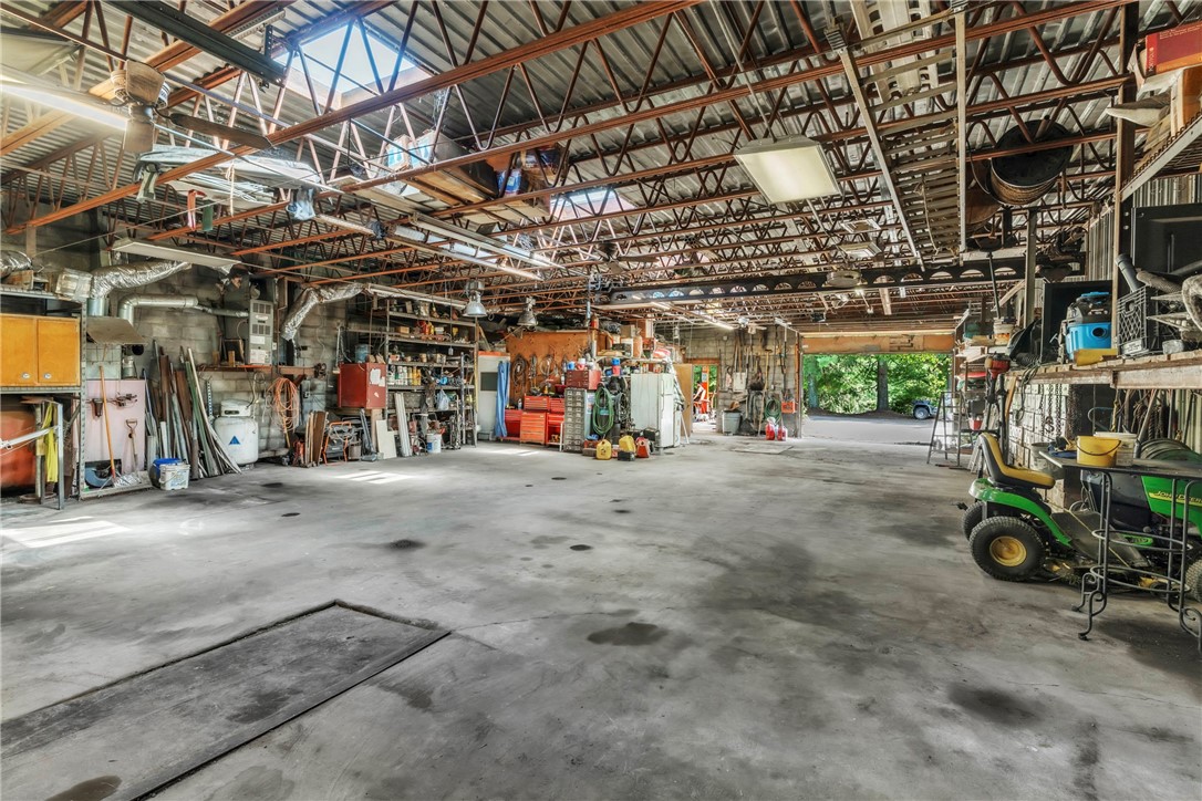 Lancaster Twp, Pennsylvania 16037, United States, 3 Bedrooms Bedrooms, ,3 BathroomsBathrooms,Residential,Active,159078