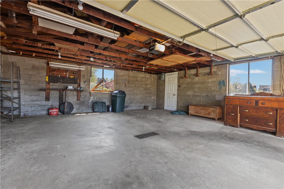 721 Laura Ave Ave, West Mifflin, Pennsylvania image 33