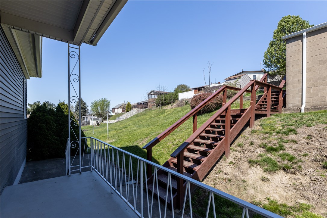 721 Laura Ave Ave, West Mifflin, Pennsylvania image 3