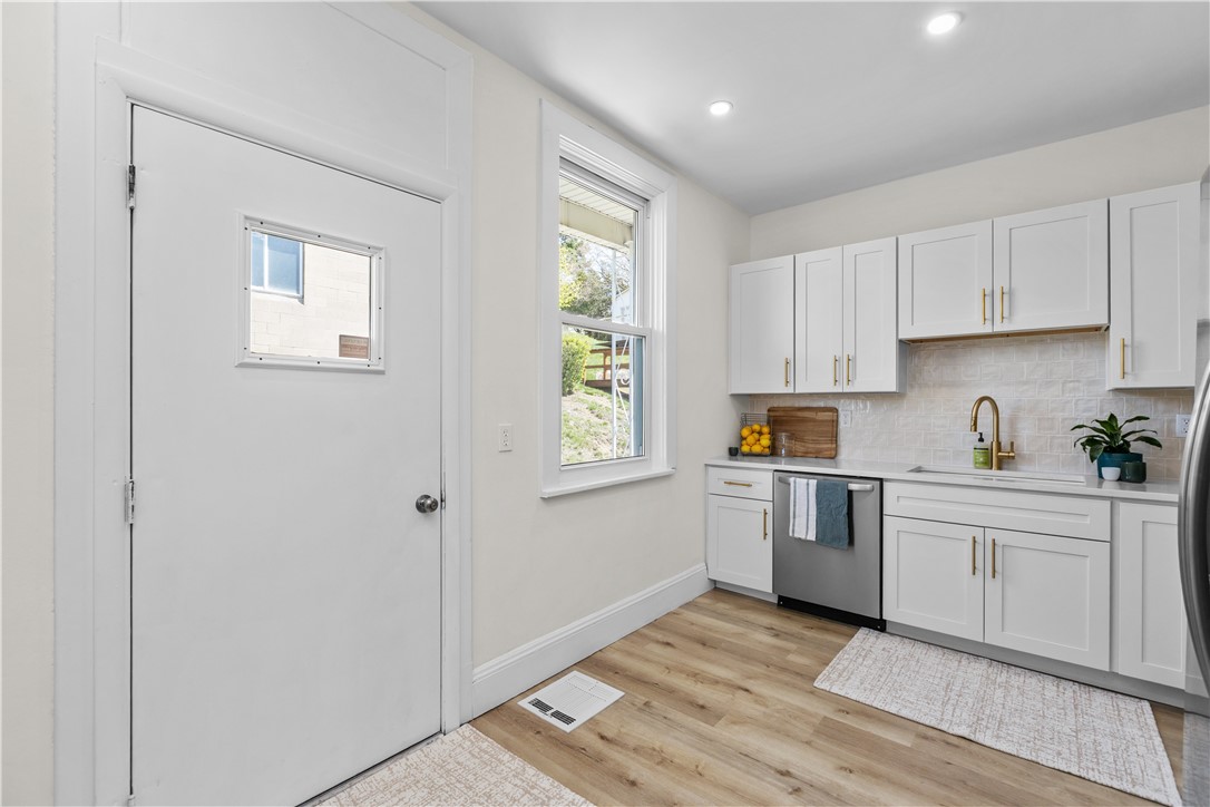 721 Laura Ave Ave, West Mifflin, Pennsylvania image 20
