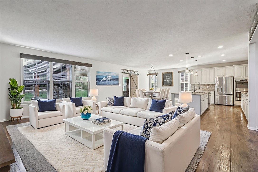 4462 Walnut Ridge Circle