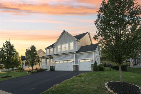 Photo of 4462 Walnut Ridge Cir, Mc Donald, PA 15057 (MLS # 1742485)