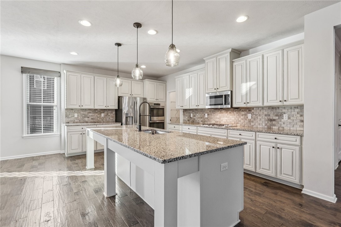 4462 Walnut Ridge Circle