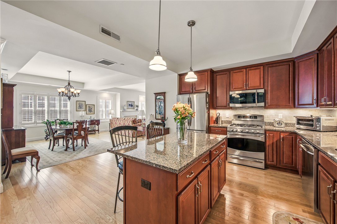 240 Third Street St #D, Oakmont, Pennsylvania image 13