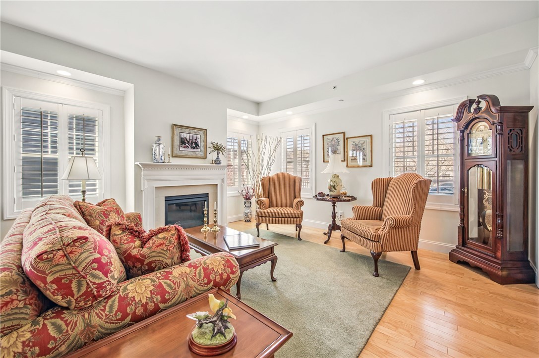 240 Third Street St #D, Oakmont, Pennsylvania image 7