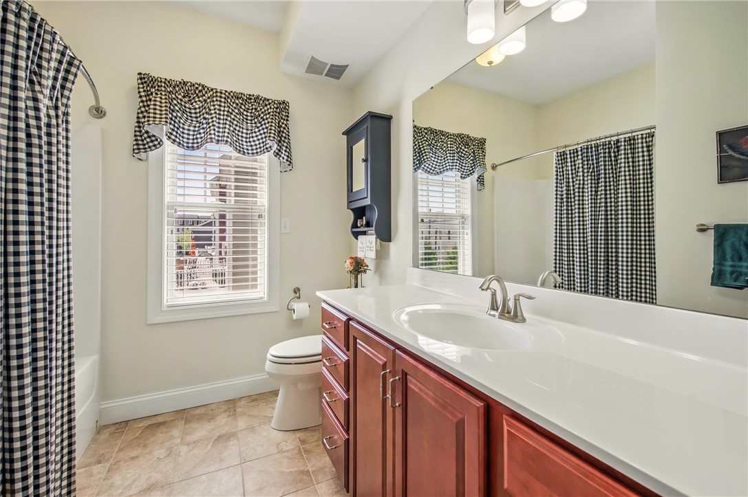 240 Third Street St #D, Oakmont, Pennsylvania image 26