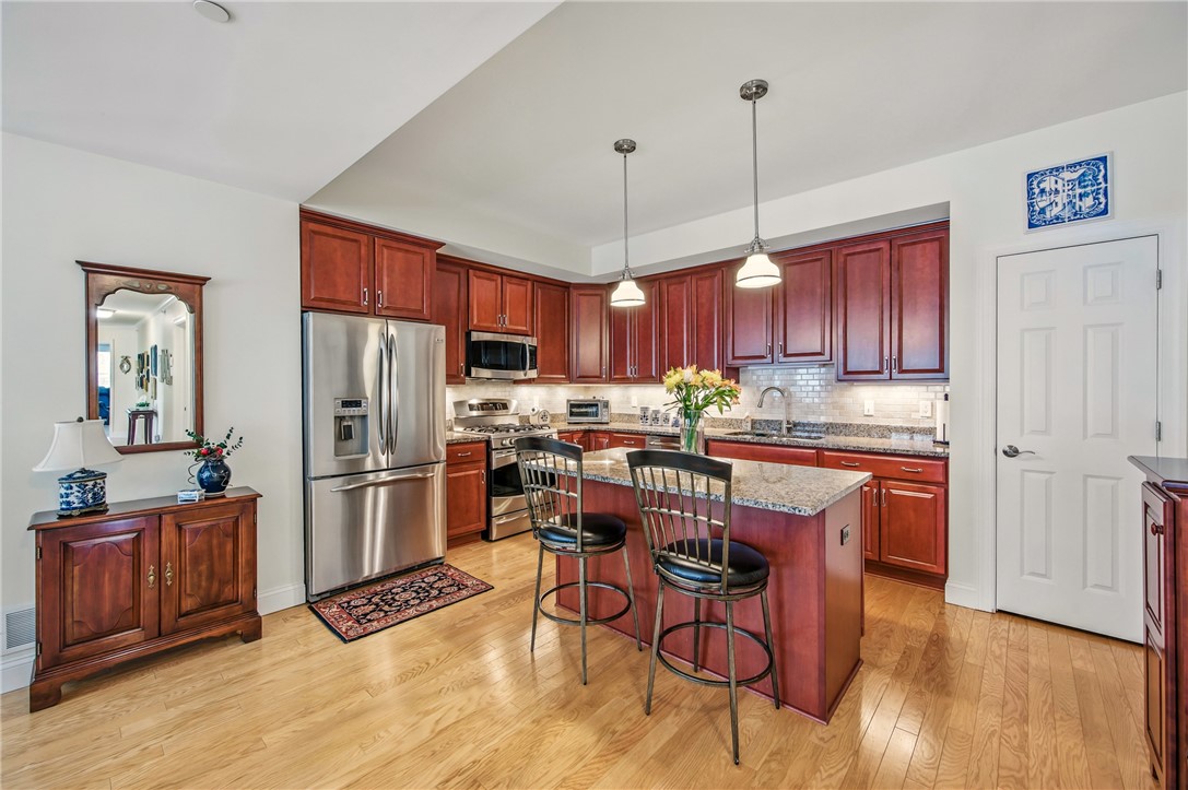 240 Third Street St #D, Oakmont, Pennsylvania image 11
