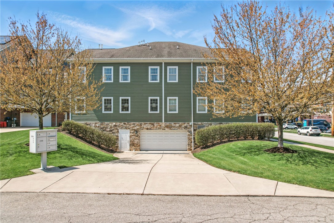 240 Third Street St #D, Oakmont, Pennsylvania image 33