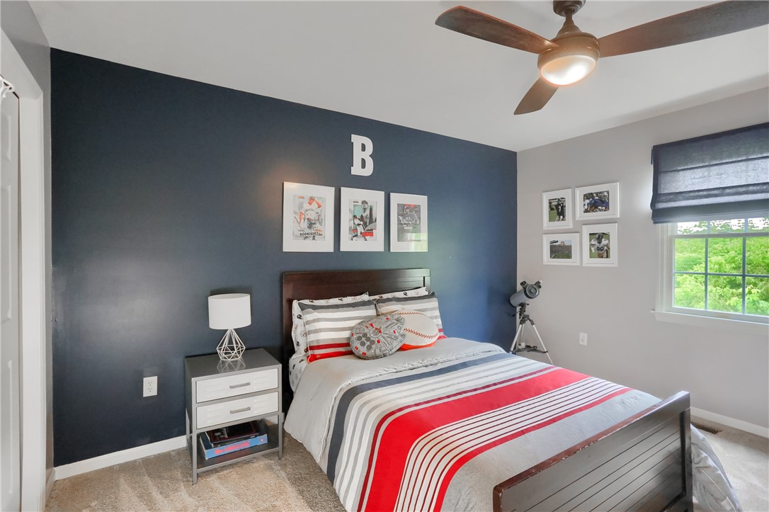 Seven Fields Boro, Pennsylvania 16046, United States, 4 Bedrooms Bedrooms, ,3 BathroomsBathrooms,Residential,Contingent,144765