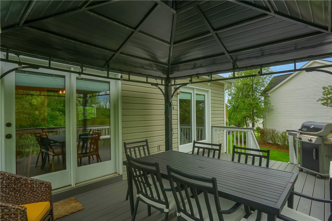 Seven Fields Boro, Pennsylvania 16046, United States, 4 Bedrooms Bedrooms, ,3 BathroomsBathrooms,Residential,Contingent,144765