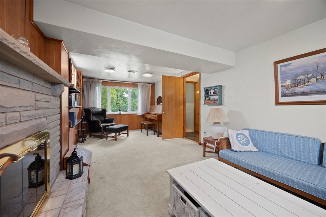 6858 Ridgevue Dr Dr, South Park, Pennsylvania image 15
