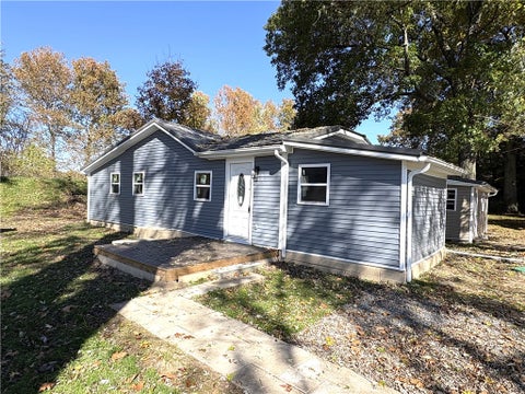 Photo for 134 Essie Street