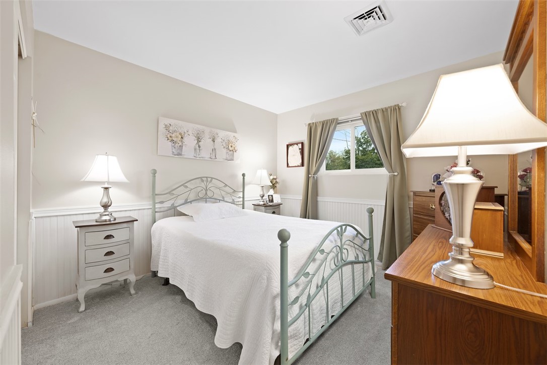 Cranberry Twp, Pennsylvania 16066, United States, 3 Bedrooms Bedrooms, ,2 BathroomsBathrooms,Residential,Active,228169