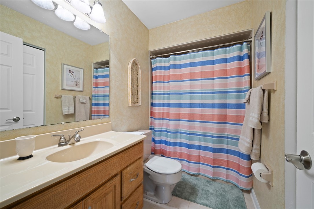 Cranberry Twp, Pennsylvania 16066, United States, 3 Bedrooms Bedrooms, ,2 BathroomsBathrooms,Residential,Active,228169