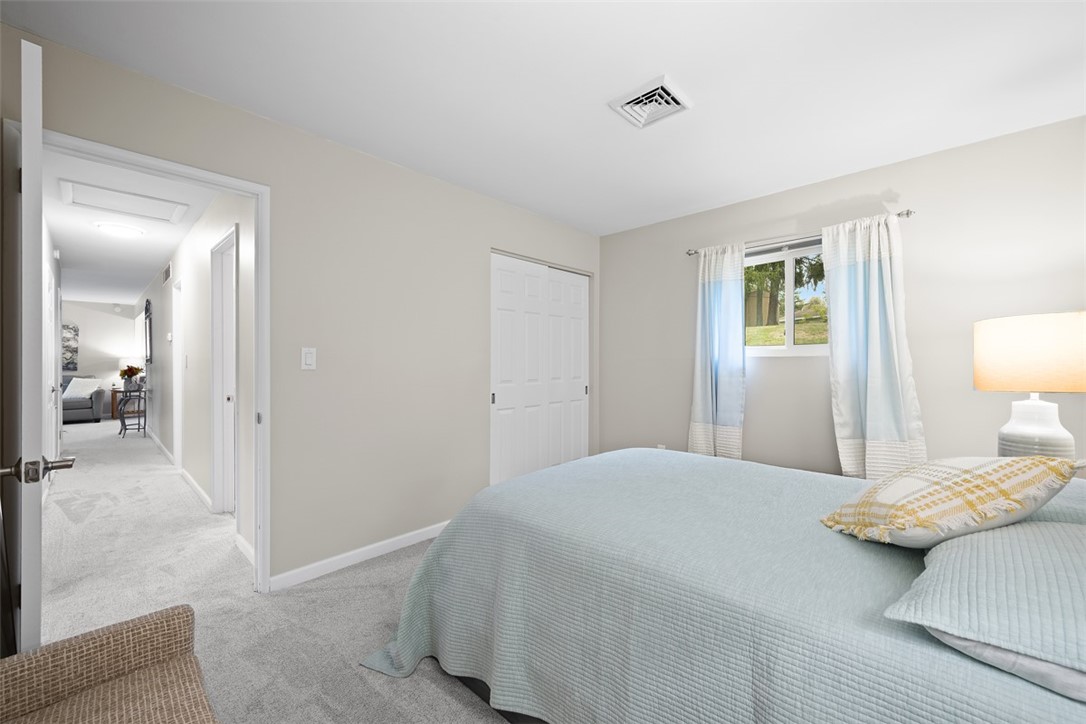 Cranberry Twp, Pennsylvania 16066, United States, 3 Bedrooms Bedrooms, ,2 BathroomsBathrooms,Residential,Active,228169