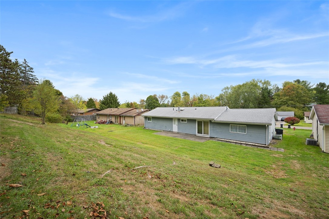 Cranberry Twp, Pennsylvania 16066, United States, 3 Bedrooms Bedrooms, ,2 BathroomsBathrooms,Residential,Active,228169