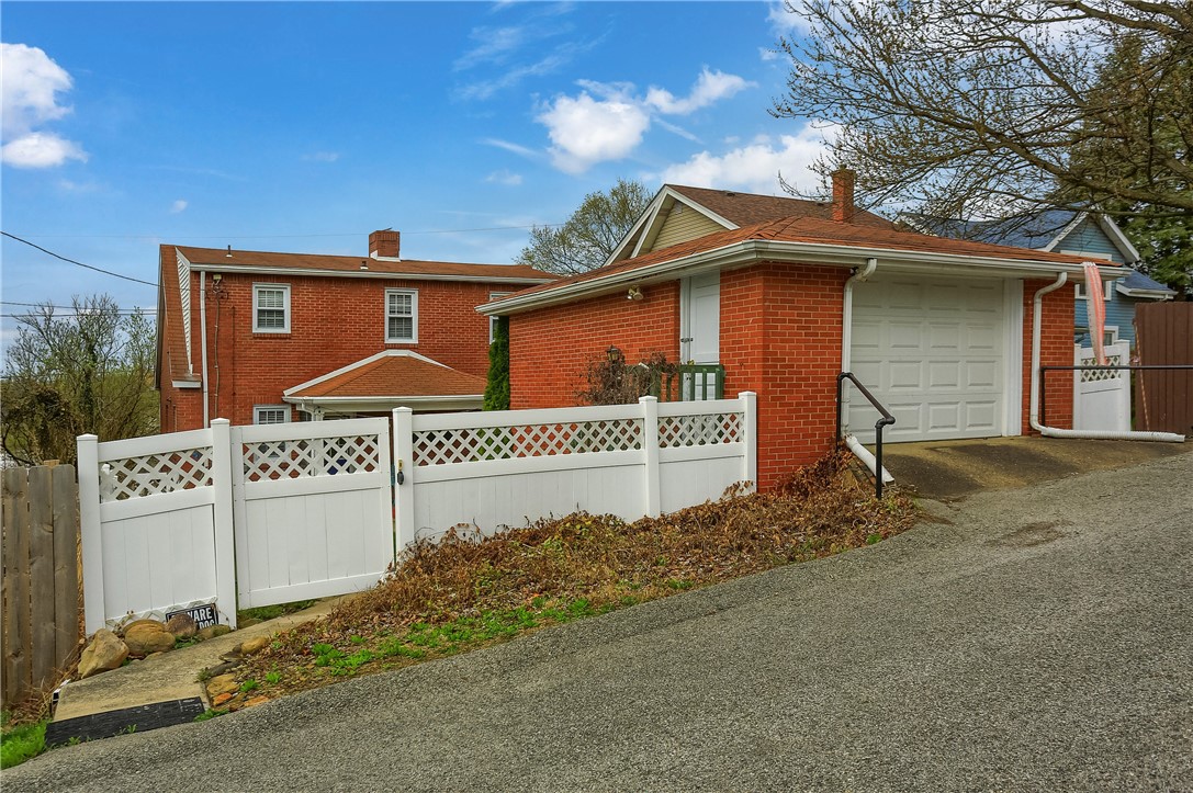 539 Wilson Ave Ave, Rochester, Pennsylvania image 10