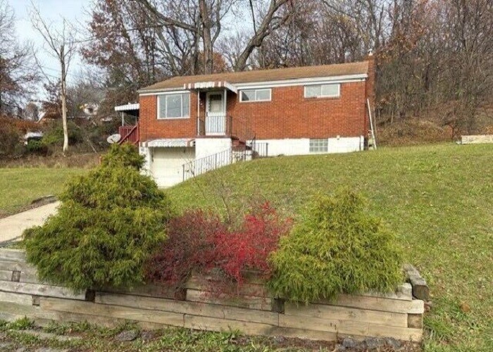 306 7th Ave Ave, Aliquippa, Pennsylvania image 1