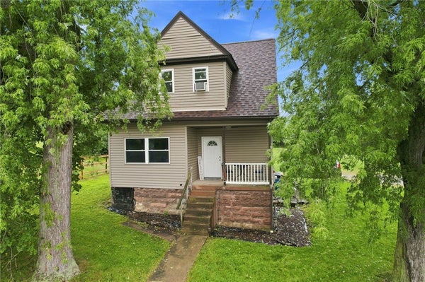 5816 ROOSEVELT AVE, EXPORT, PA 15632 - Image e6252e9ed957a6981a4db2c69d2d8b2c/296322975