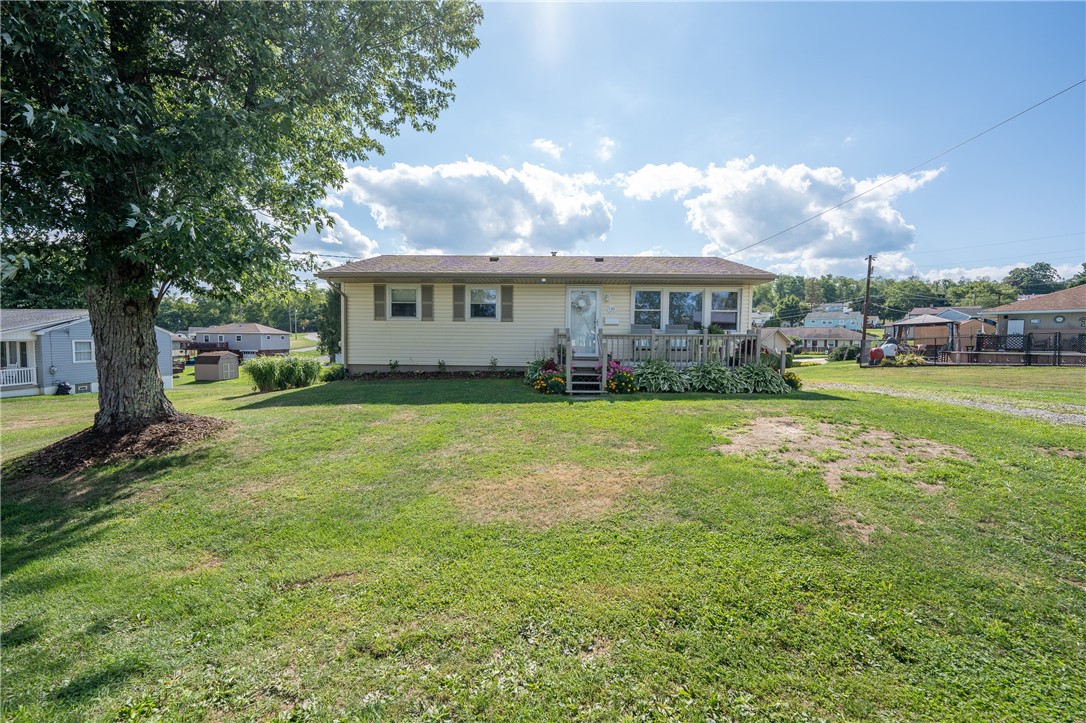 136 Laurel Ln Ln, Latrobe, Pennsylvania image 2