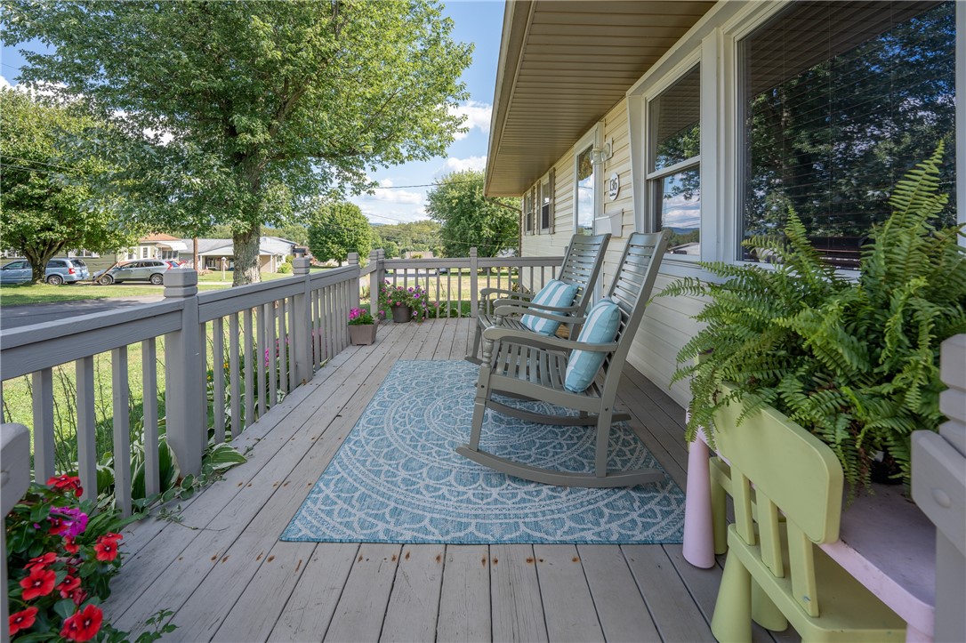 136 Laurel Ln Ln, Latrobe, Pennsylvania image 5