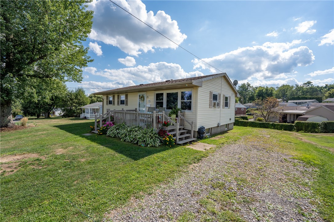 136 Laurel Ln Ln, Latrobe, Pennsylvania image 3