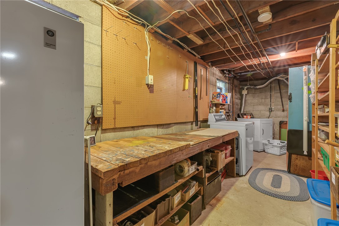 332 Division Ln Ln, Vanport, Pennsylvania image 20