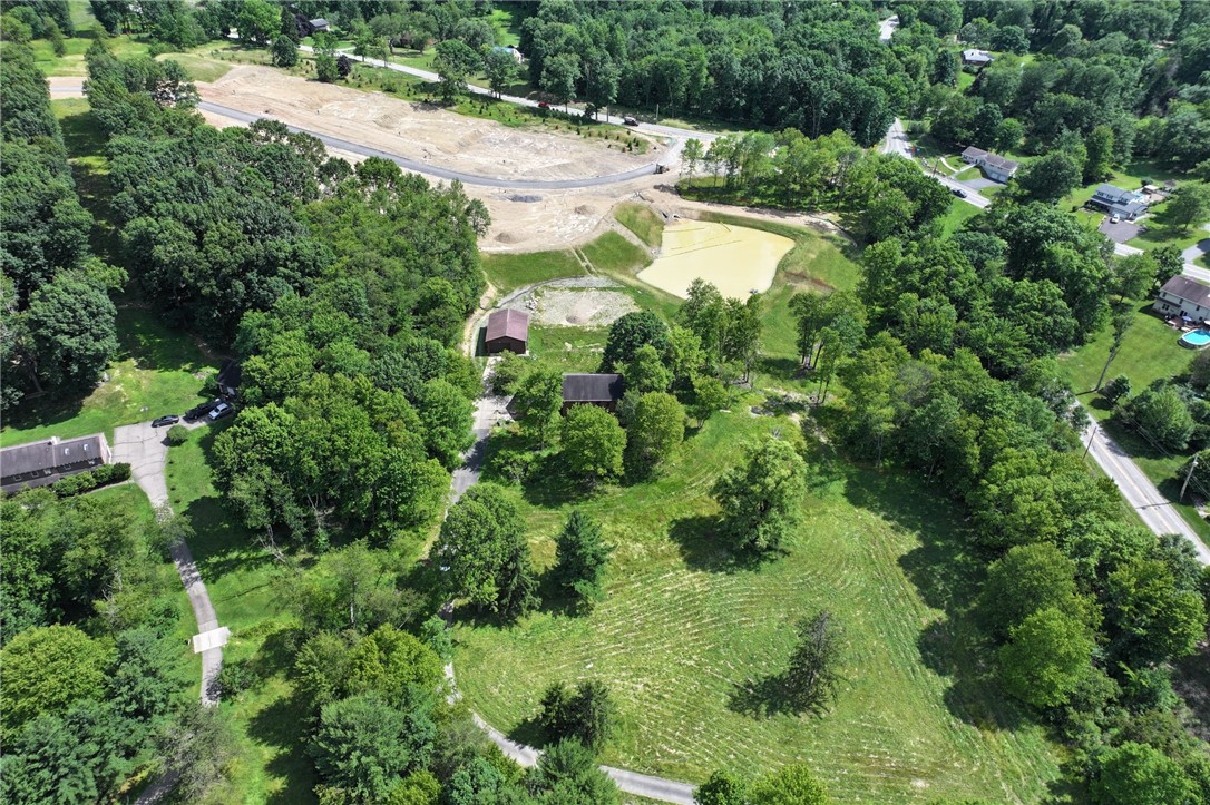 1125 Woodland Rd