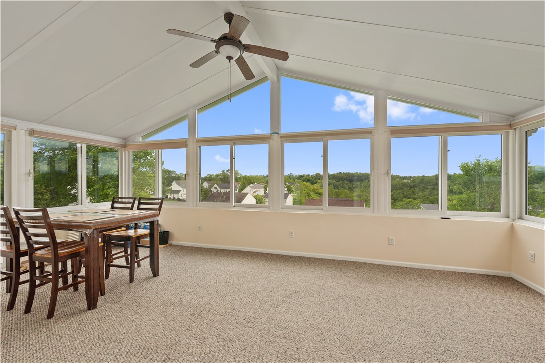 South Fayette, Pennsylvania 15057, United States, 4 Bedrooms Bedrooms, ,4 BathroomsBathrooms,Residential,Contingent,140270