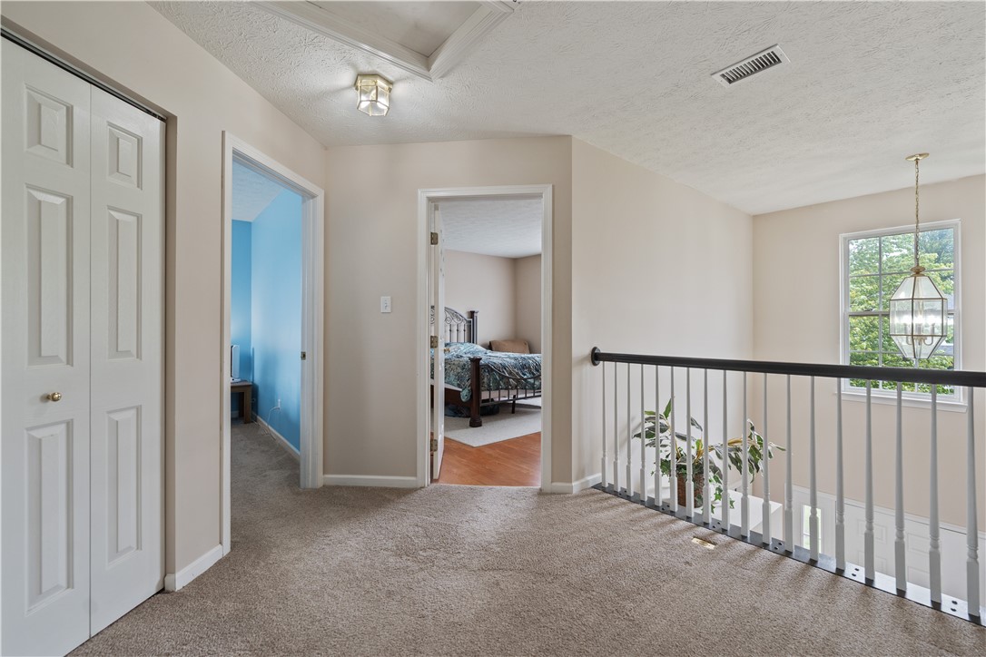 South Fayette, Pennsylvania 15057, United States, 4 Bedrooms Bedrooms, ,4 BathroomsBathrooms,Residential,Contingent,140270