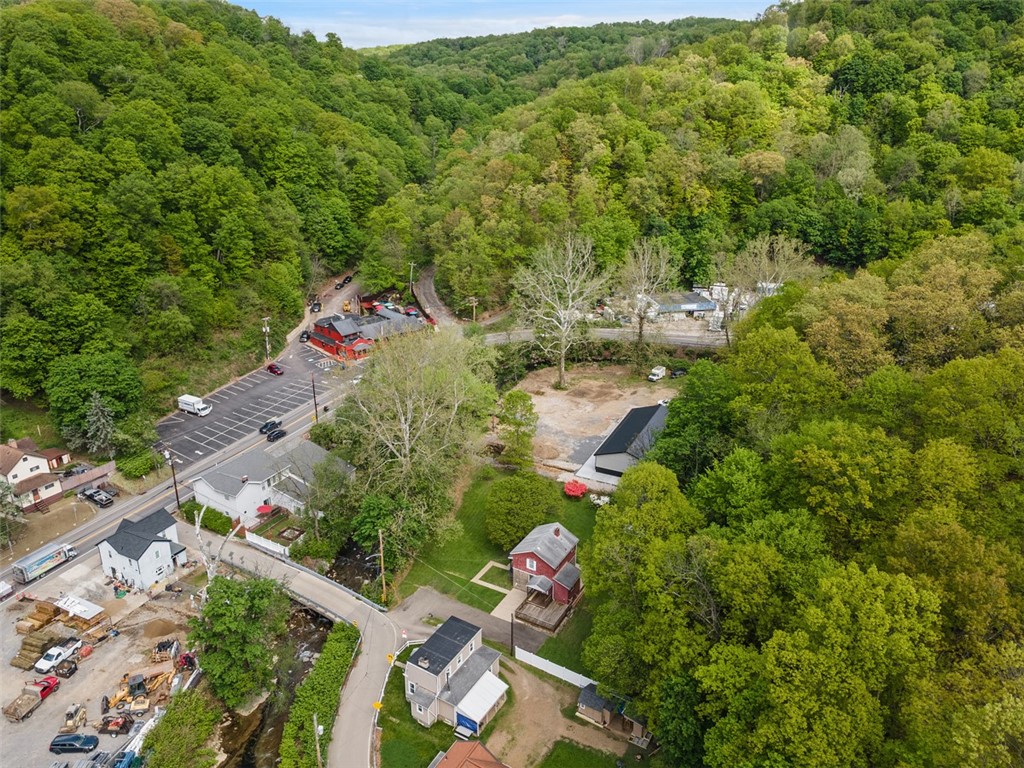 Emsworth, Pennsylvania 15202, United States, 3 Bedrooms Bedrooms, ,2 BathroomsBathrooms,Residential,Active,131812