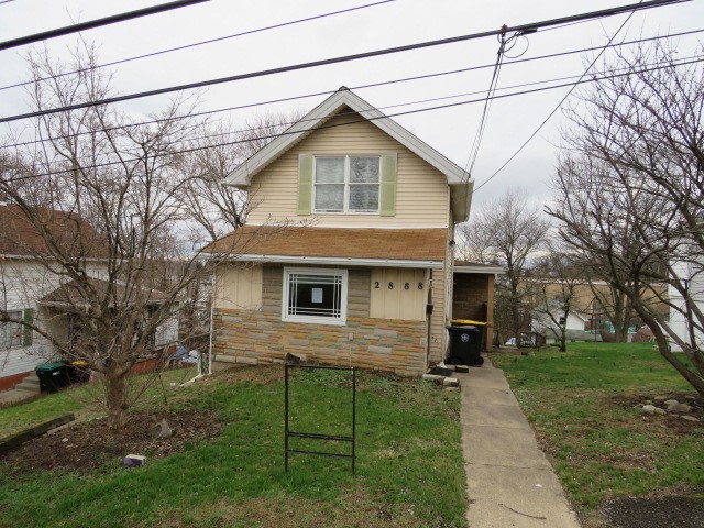 2888 Maple St