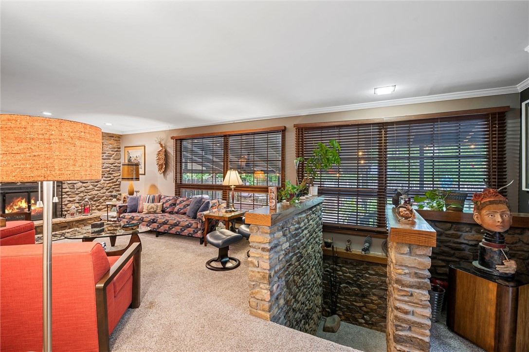 Hermitage, Pennsylvania 16148, United States, 4 Bedrooms Bedrooms, ,4 BathroomsBathrooms,Residential,Active,161265