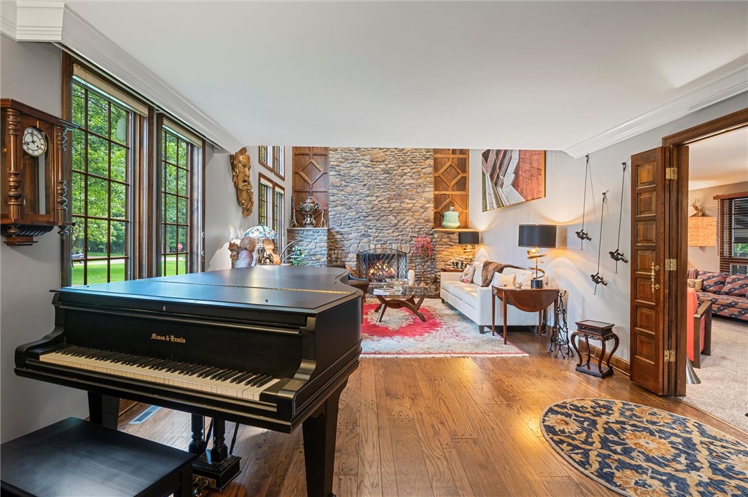 Hermitage, Pennsylvania 16148, United States, 4 Bedrooms Bedrooms, ,4 BathroomsBathrooms,Residential,Active,161265