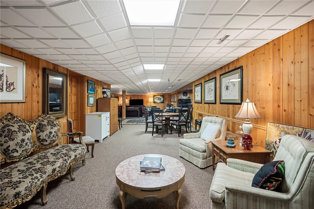 Hermitage, Pennsylvania 16148, United States, 4 Bedrooms Bedrooms, ,4 BathroomsBathrooms,Residential,Active,161265