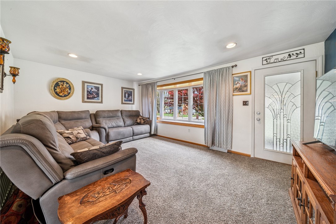 Allegheny Twp - Wml, Pennsylvania 15656, United States, 3 Bedrooms Bedrooms, ,3 BathroomsBathrooms,Residential,Active,118255