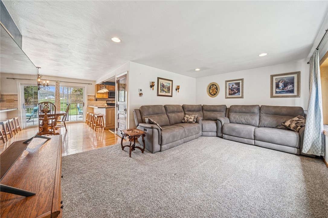 Allegheny Twp - Wml, Pennsylvania 15656, United States, 3 Bedrooms Bedrooms, ,3 BathroomsBathrooms,Residential,Active,118255