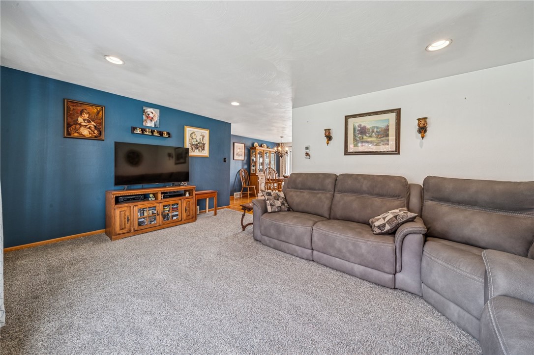 Allegheny Twp - Wml, Pennsylvania 15656, United States, 3 Bedrooms Bedrooms, ,3 BathroomsBathrooms,Residential,Active,118255