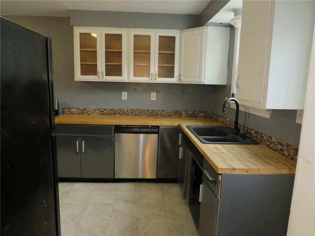 227 Drake Rd Rd, Bethel Park, Pennsylvania image 4