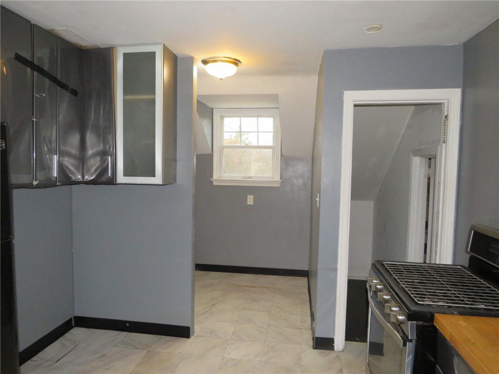 227 Drake Rd Rd, Bethel Park, Pennsylvania image 3
