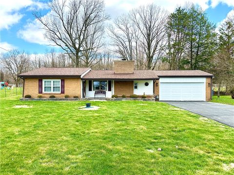 Photo of 12 Cochran Dr, New Castle, PA 16105 (MLS # 1745864)