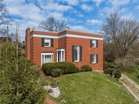 126 W Lyndhrust Drive Point Breeze PA 15206