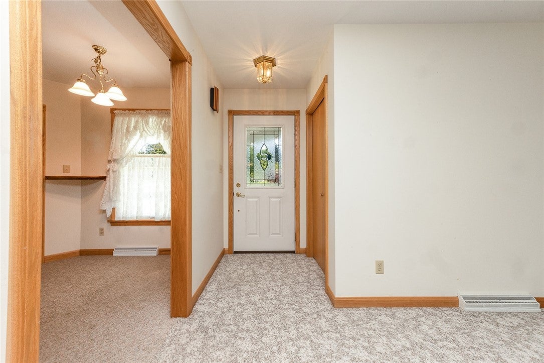 421 N N Main St